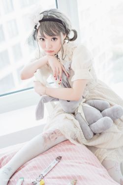 瀧澤蘿拉 圖